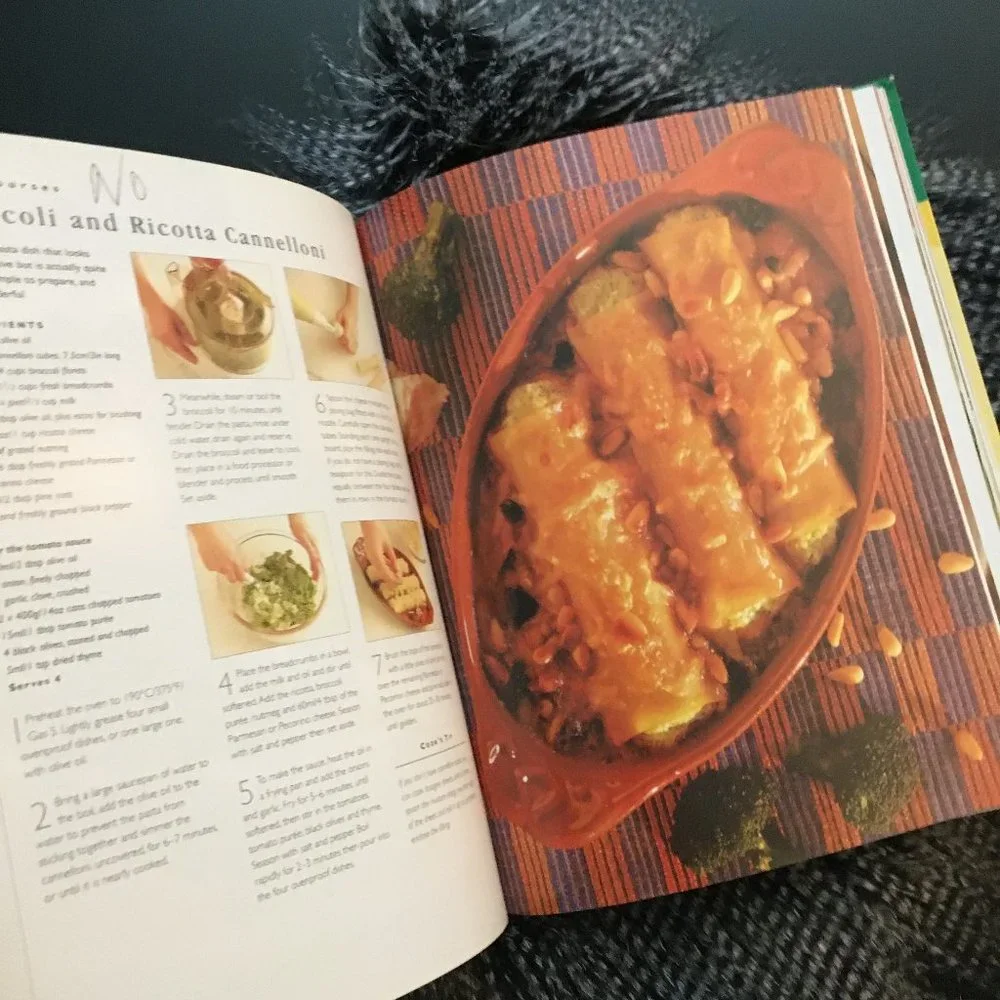 '330 Vegetarian Recipes for Health' Nicola Gregory Rare Paperback - Picture 3 of 7